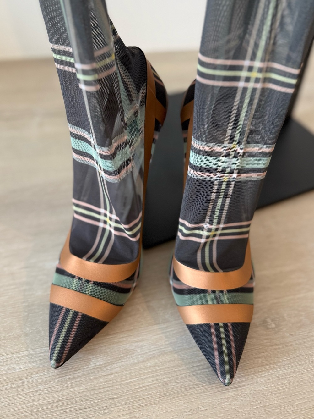 New FENDI Over-the-Knee Plaid Boots $1,350 39 - Picture 6 of 11